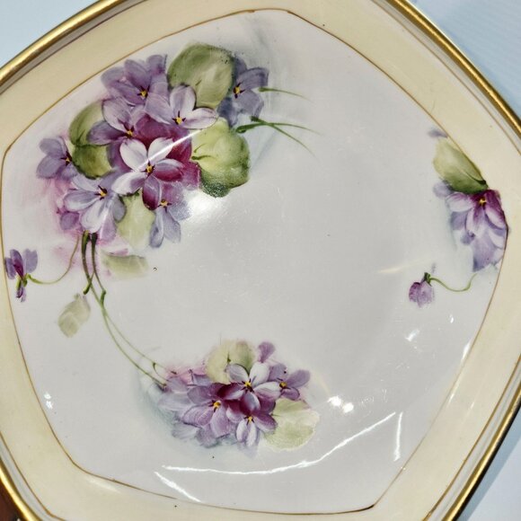 Hand-Painted Nippon Porcelain Footed Bowl With Gold Trim & Purple  Floral Design - Picture 4 of 9